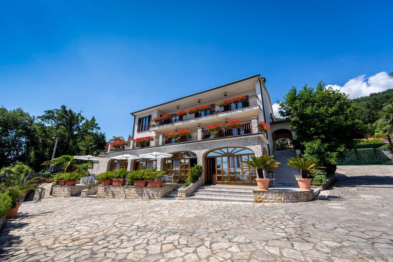Villa Klaric Lovran Buitenkant foto