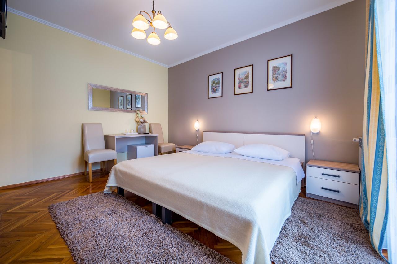 Villa Klaric Lovran Buitenkant foto